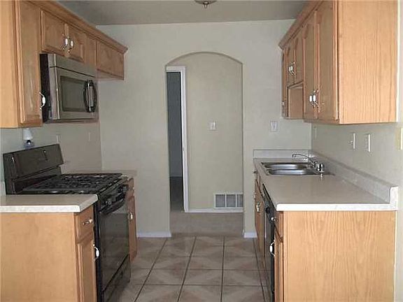 5th image of 12281 Tierra Plata Dr