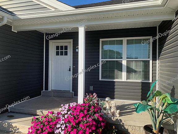 2nd image of 108 Perdez Ct