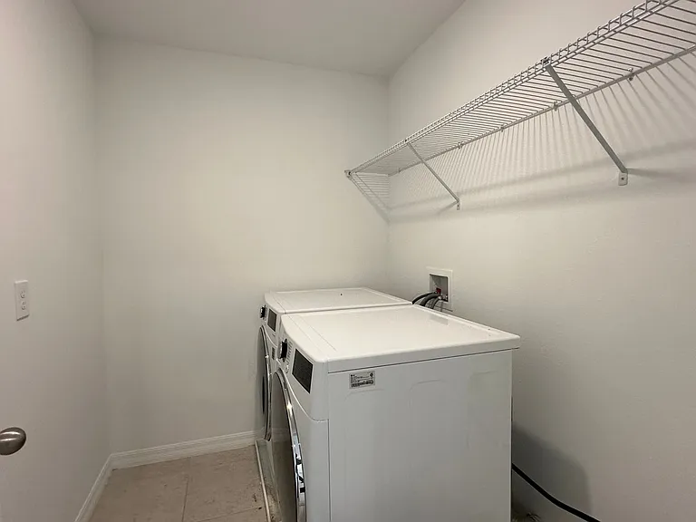 8454 Sperry St — Photo 36