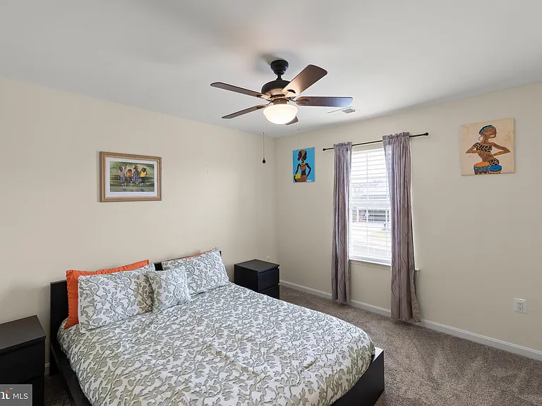 124 Lenore Ln — Photo 24