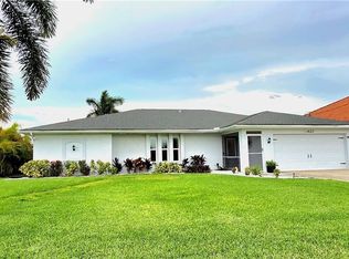 420 NE 9th St, Cape Coral, FL 33909