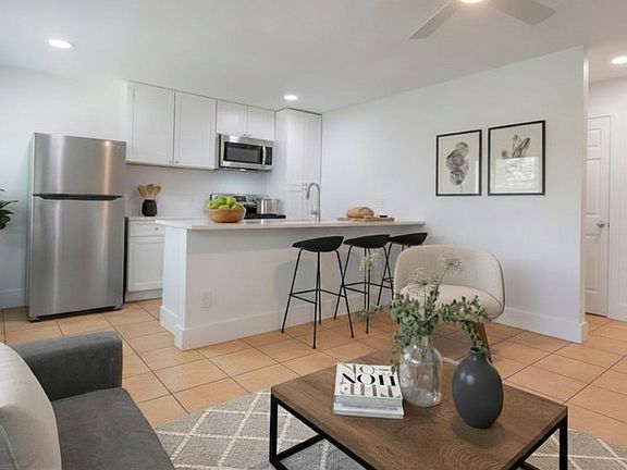 4th image of 3017 49th St S APT 10