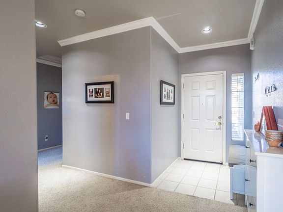3rd image of 9435 Windrift Ln