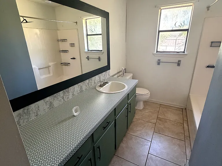 849 Michelle Dr — Photo 10
