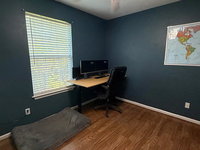933 Splendor Rd — Photo 15