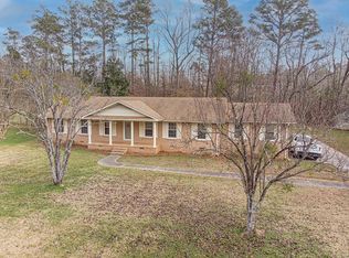 205 Clairmont Dr, Greenwood, SC 29649