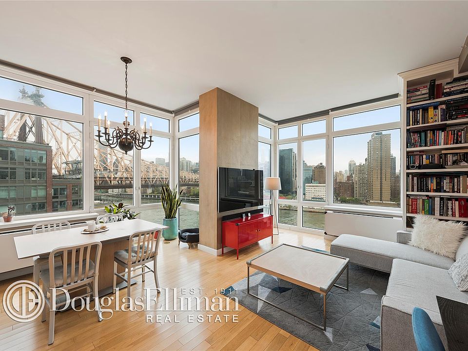 1st image of 415 Main St #Penthouse 1