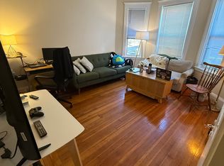 77 Newbury St #1R, Somerville, MA 02144