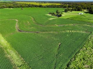 3 SW Burlingame Rd, Wakarusa, KS 66546