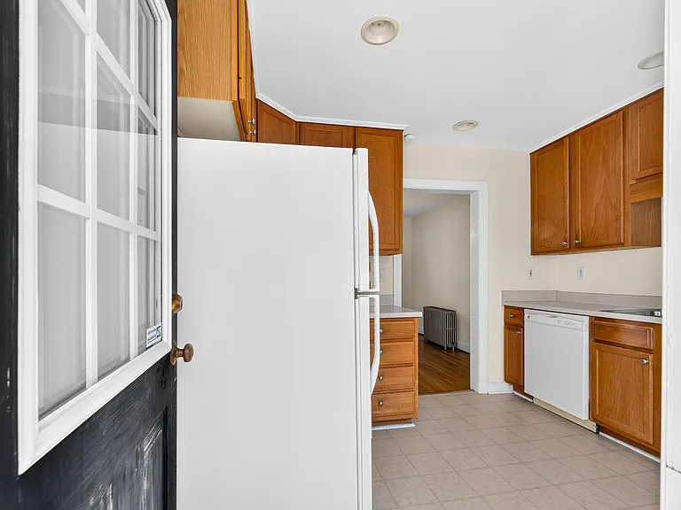 118 Summit St — Photo 28