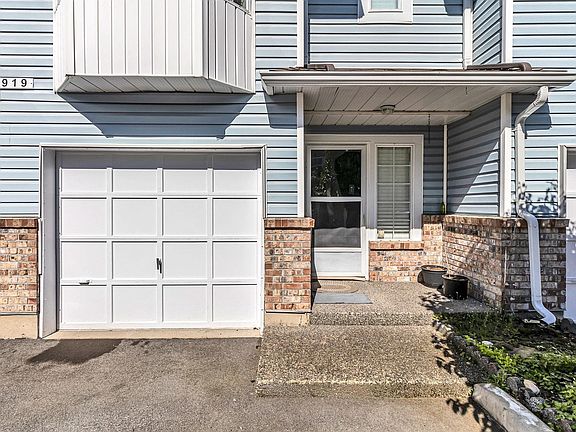 3rd image of 13919 70th Ave #2