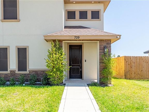 4th image of 709 La Laguna Rd