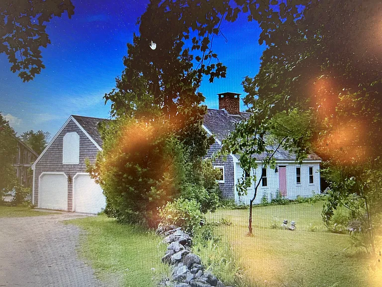 312 Hale Rd — Photo 2