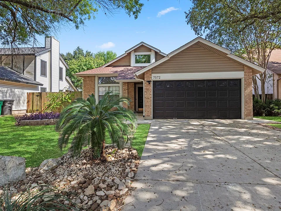 7572 Autumn Park