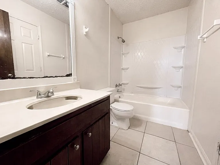 8220B Governor Dr — Photo 2