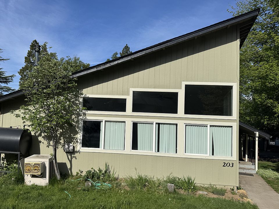 1st image of 203 N C St