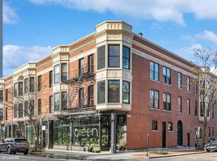 207 W Saint Paul Ave APT 3W, Chicago, IL 60614