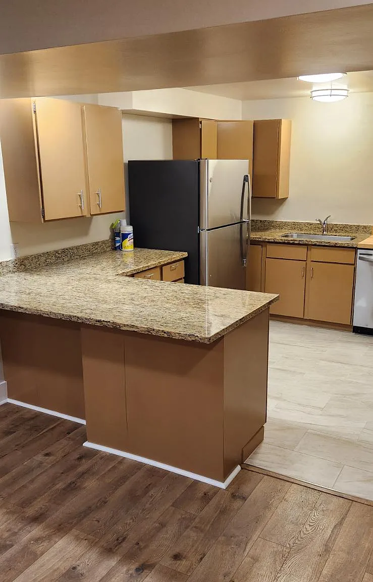 2 bed, 1050 sqft, $2,725 — Photo 4