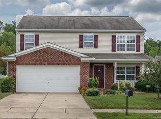 8712 Chalkstone Rd, Charlotte, NC 28216