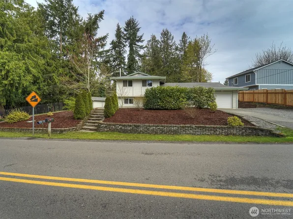 7630 NE Beachwood Avenue, Poulsbo, WA 98370