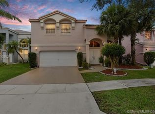1510 NW 159th Ave, Pembroke Pines, FL 33028