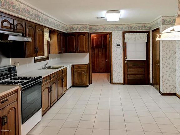 5th image of 708 Emmeline St