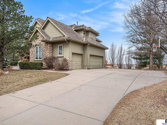 3rd image of 103 S 173rd Avenue Cir