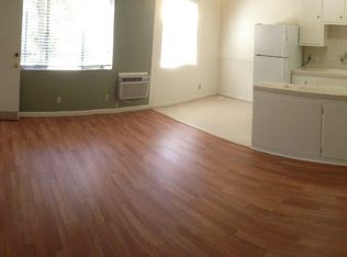 512 21st St APT 1, Sacramento, CA 95811
