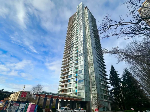 5883 Barker Ave #2606, Burnaby, BC V5H 0G4