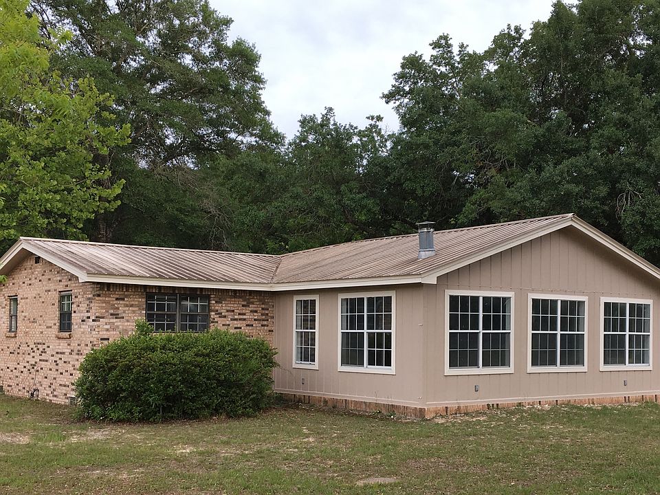 5 Beds / 3 Baths - 2.3 Acres