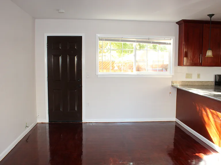 1614 Harmon St #A — Photo 4