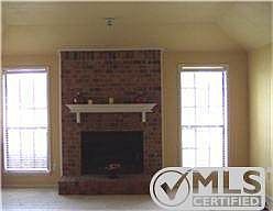 3rd image of 515 Amber Ln