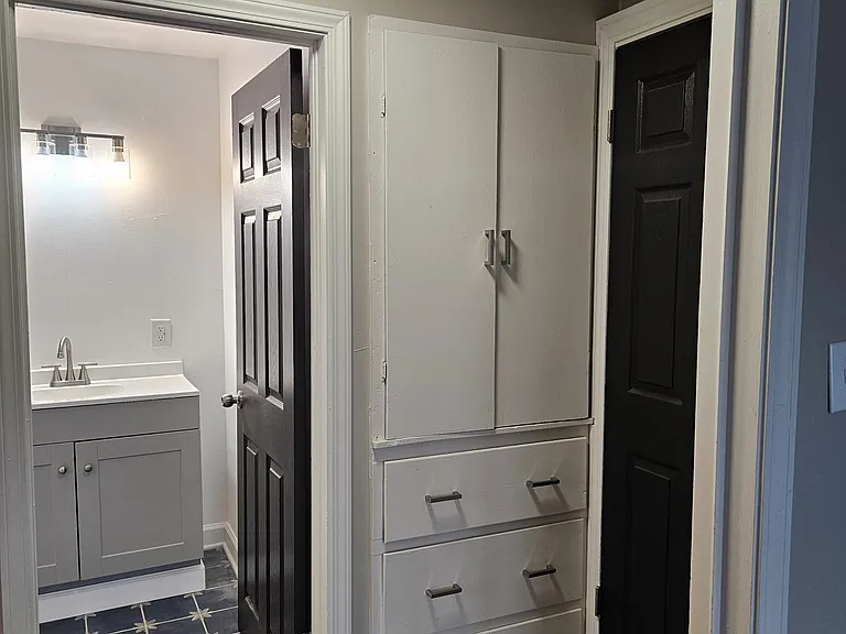 716 Smith St #2 — Photo 7