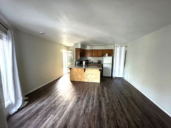 4th image of 2311 Balsam Dr APT H303