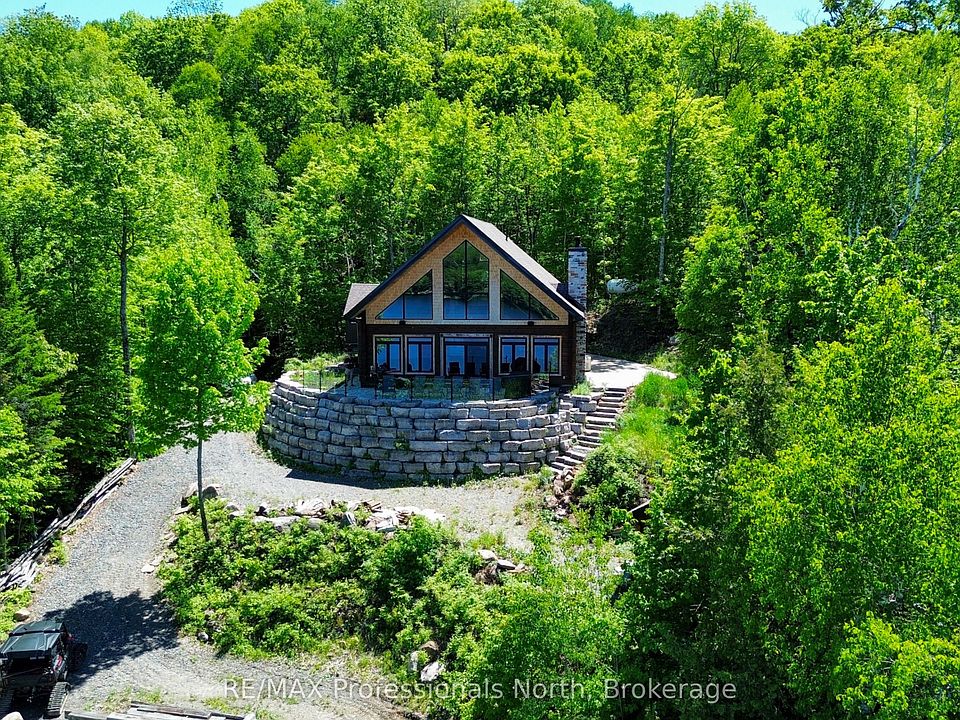 1st image of 122 Millionaires Walk