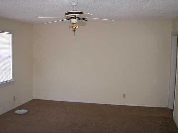 2nd image of 2206 SW 22nd St