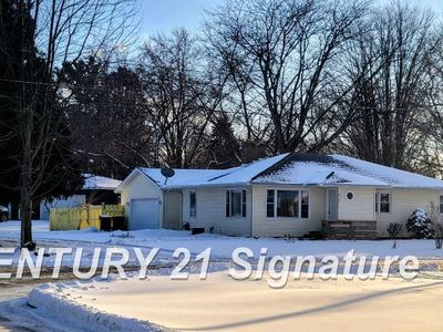 616 Sunnyside Dr, Chesaning, MI, 48616
