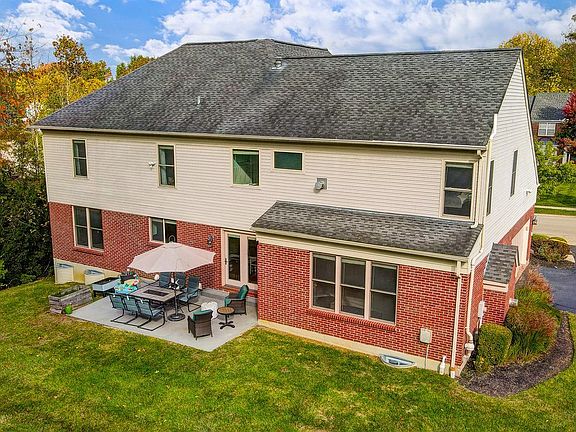3rd image of 7601 Lilac Vista Dr