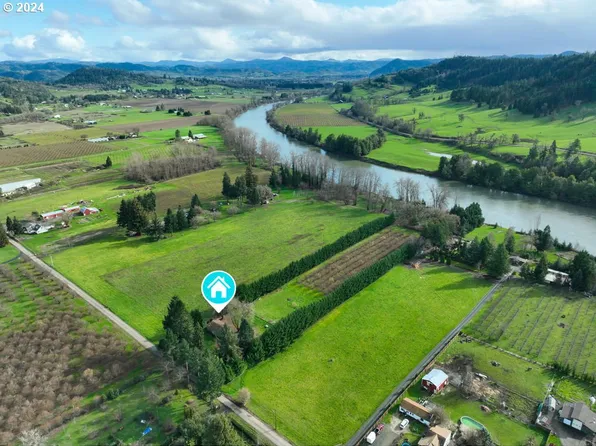 1022 Big Bend Rd, Roseburg, OR 97471