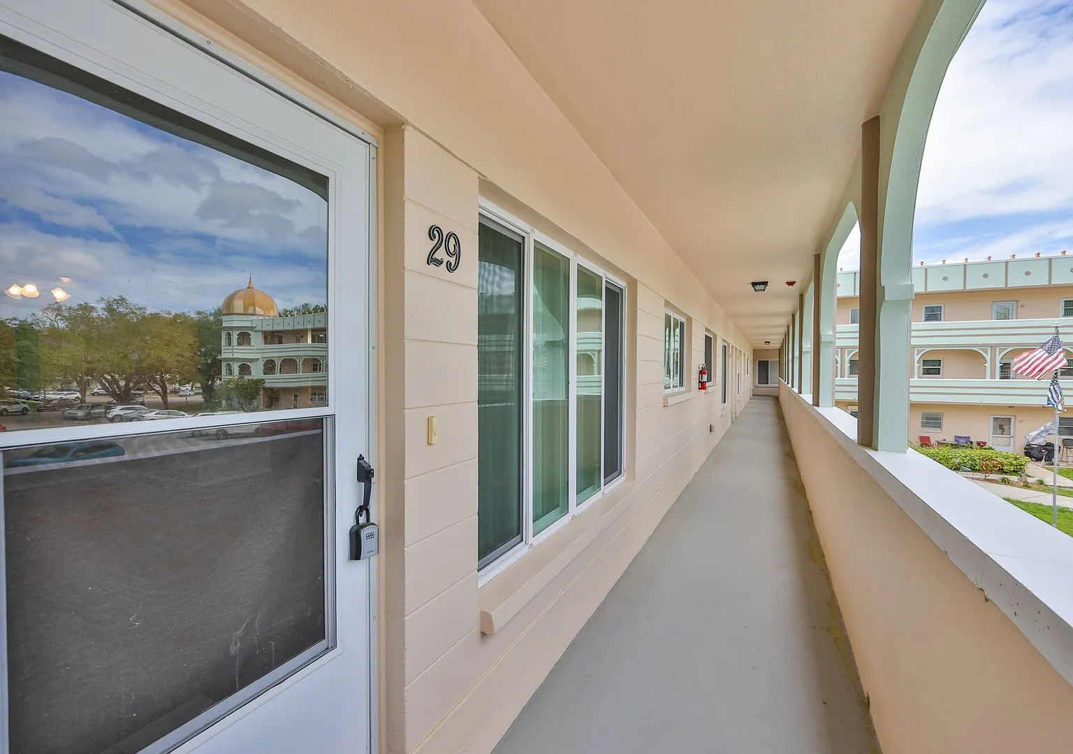 Wow! 2BR/2BA in On Top Of The World in Gated Community! 55+ — Photo 2