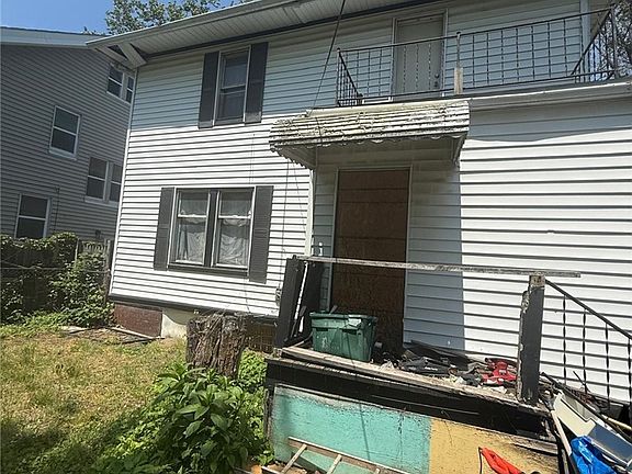2nd image of 10210 Pierpont Ave