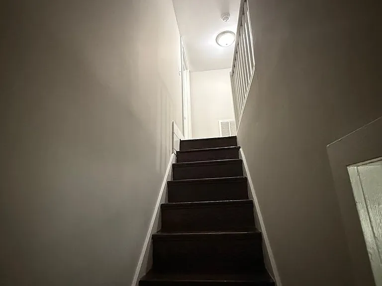 1419 Overlook St — Photo 14