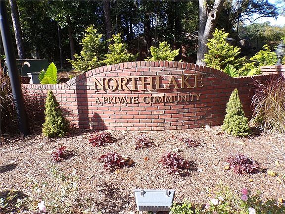 2nd image of 2309 Northlake Ct NE