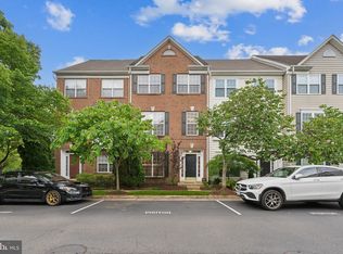 3802 Dominion Mill Dr, Alexandria, VA 22304