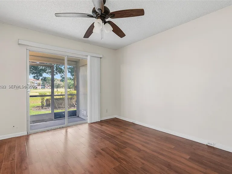 251 SW 132nd Way #117H — Photo 21