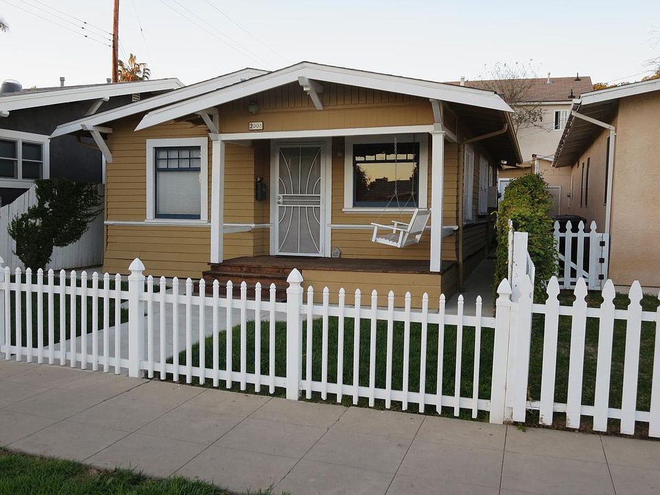 Complete with Picket Fence