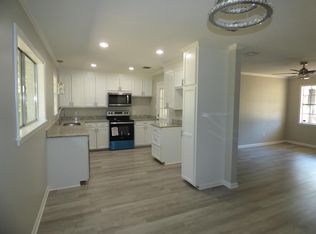 107 11th St, McComb, MS 39648