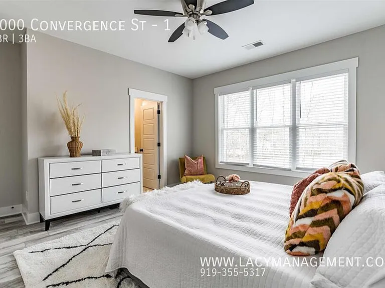 4000 Convergence St #1 — Photo 22