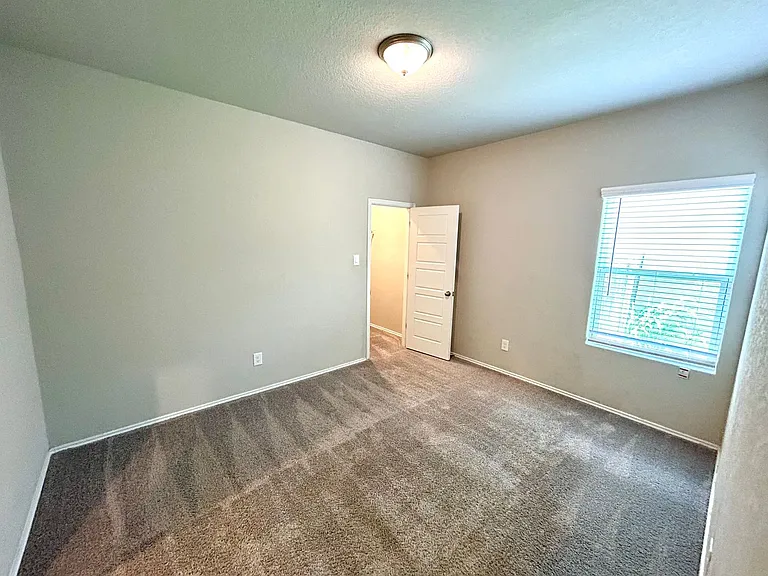 7409 Capricorn Way — Photo 15