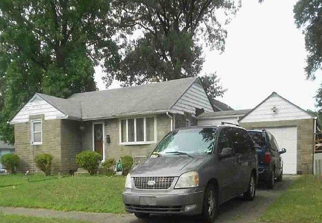 2nd image of 139 Glenview Ave